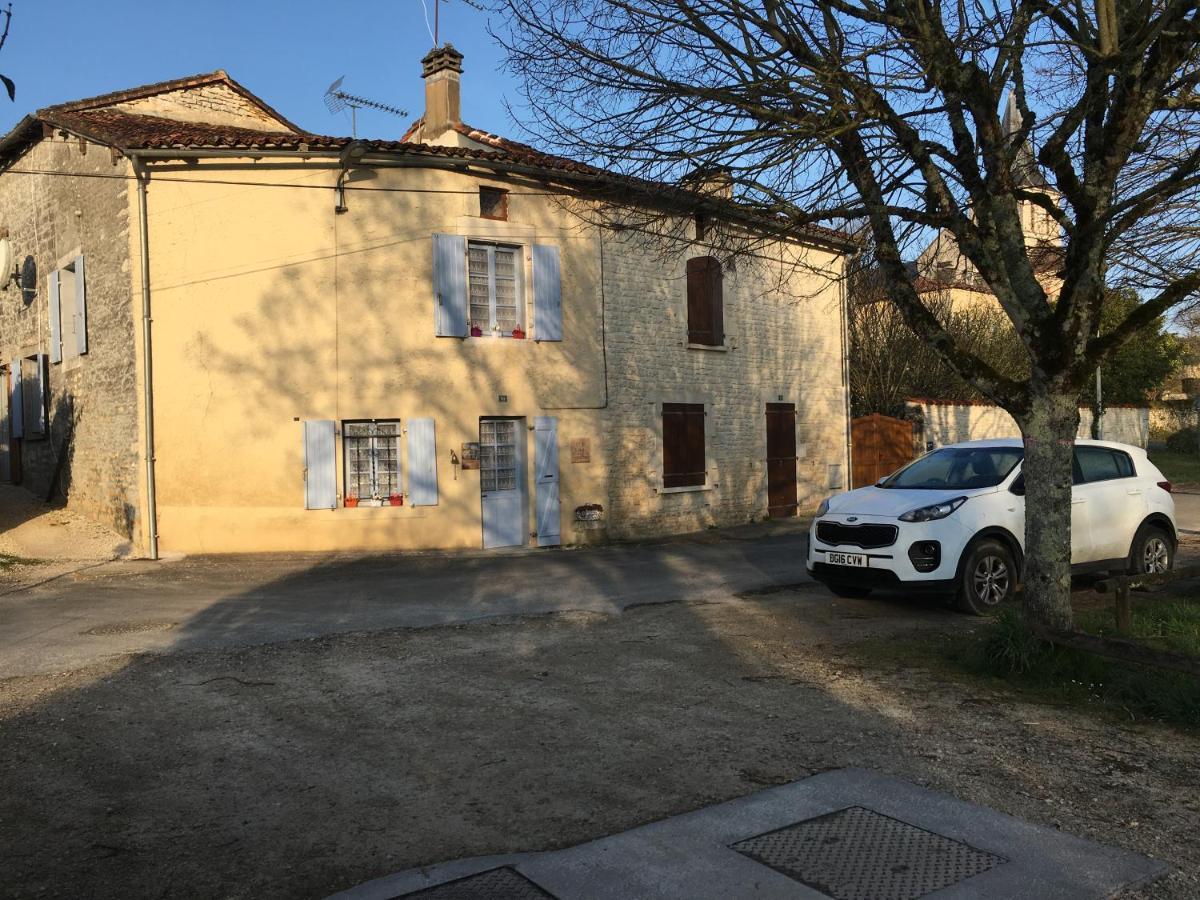 Riverview Leilighet Verteuil-sur-Charente Eksteriør bilde