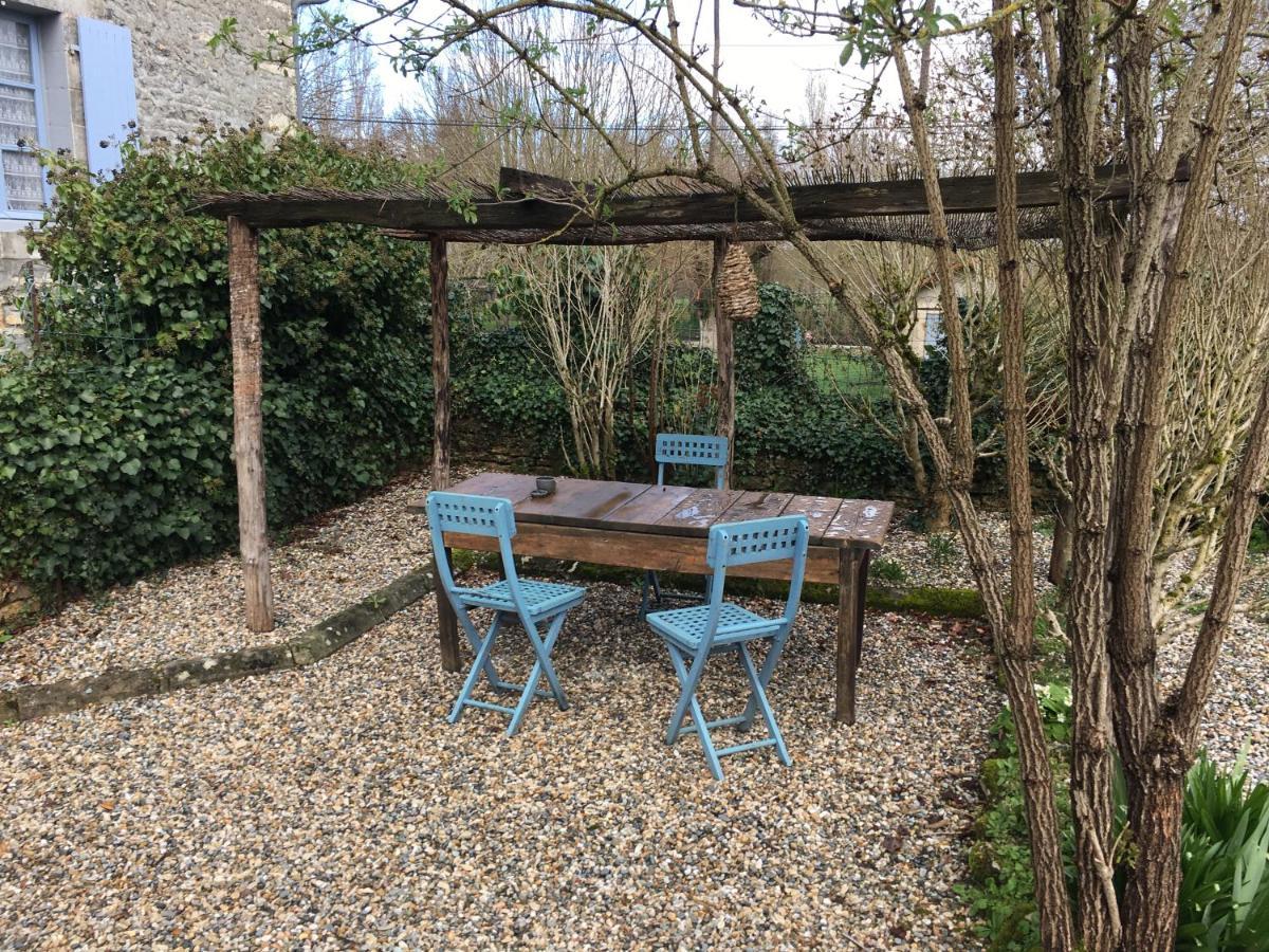 Riverview Leilighet Verteuil-sur-Charente Eksteriør bilde